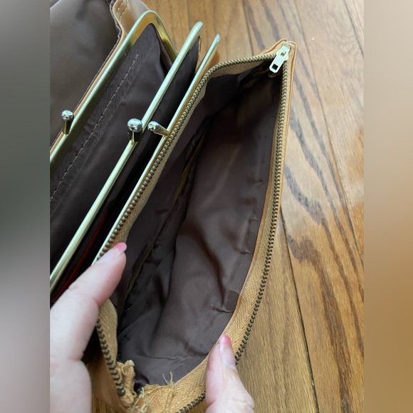 Vintage Mr. Ralph Leather Crossbody Adjustable Strap, Made in British Hong Kong - Picture 8 of 10